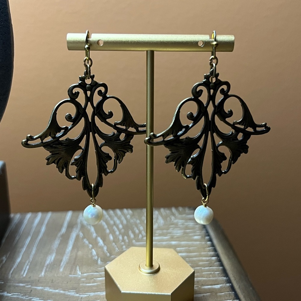 Julio Brand New earrings with pearl drop